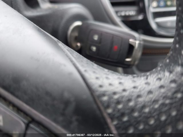 KL7CJKSB7JB574540 Chevrolet TRAX LS