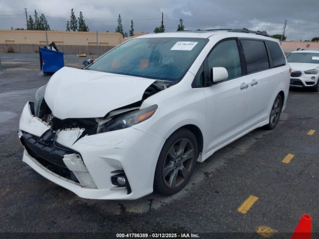 5TDXZ3DC5JS943512 Toyota Sienna Se 8 Passenger