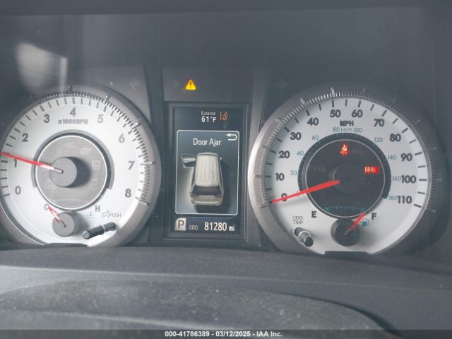 5TDXZ3DC5JS943512 Toyota Sienna Se 8 Passenger