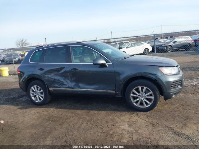 WVGEF9BP9ED010718 Volkswagen Touareg 3.6l Sport
