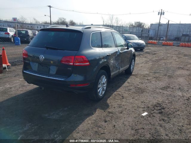 2014 VOLKSWAGEN TOUAREG WVGEF9BP9ED010718 Photo 3