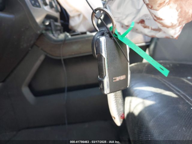 1GT12SEY4KF172749 GMC Sierra 2500hd Denali