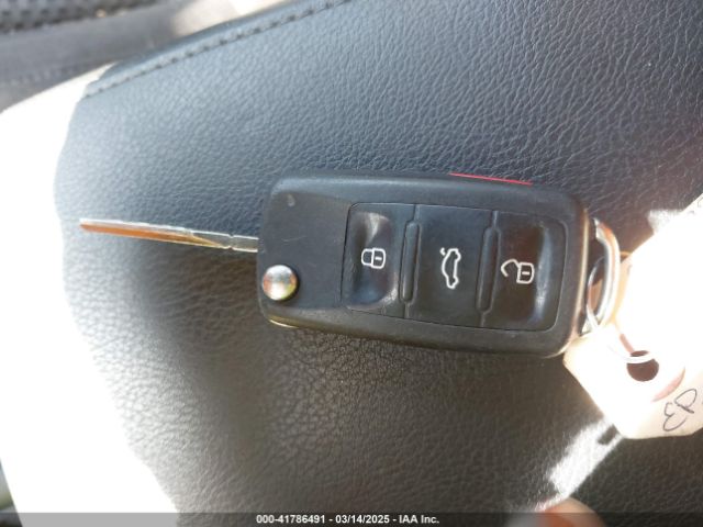 3VW2K7AJ6EM257149 Volkswagen Jetta 2.0l S
