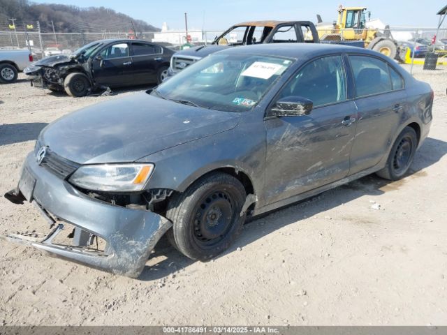 3VW2K7AJ6EM257149 Volkswagen Jetta 2.0l S