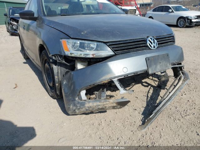 3VW2K7AJ6EM257149 Volkswagen Jetta 2.0l S
