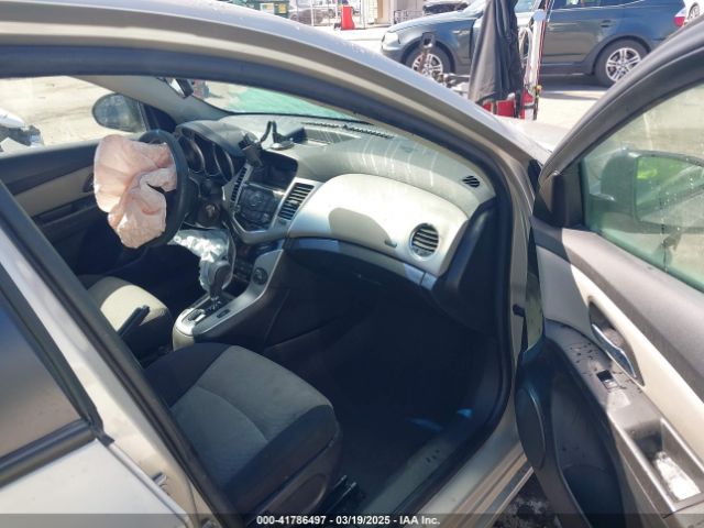 1G1PA5SG5E7434439 Chevrolet Cruze Ls Auto