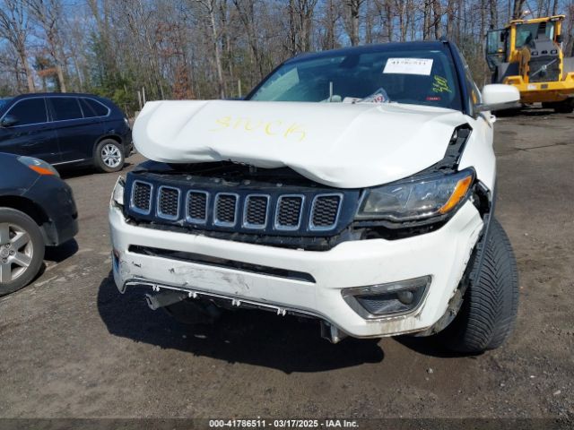 3C4NJDCB6JT360417 Jeep Compass Limited 4x4