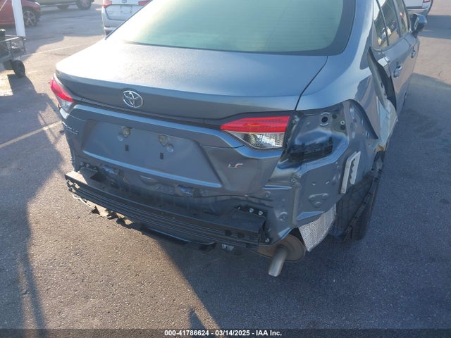 JTDEPMAEXNJ210142 Toyota COROLLA LE