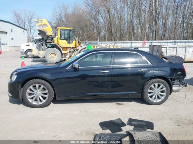 2C3CCAKGXKH569123 Chrysler 300 Limited Awd