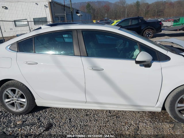 Chevrolet Cruze Lt Auto 2017 1G1BE5SM1H7107030 Image 13
