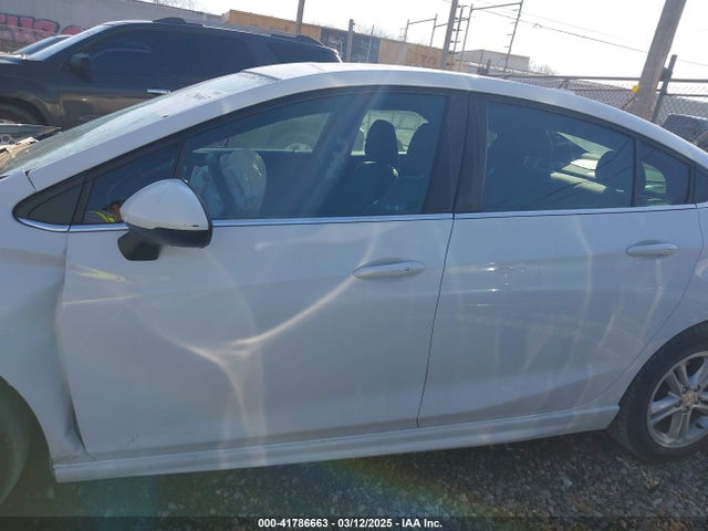 Chevrolet Cruze Lt Auto 2017 1G1BE5SM1H7107030 Image 14