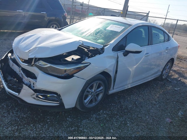 Chevrolet Cruze Lt Auto 2017 1G1BE5SM1H7107030 Image 2