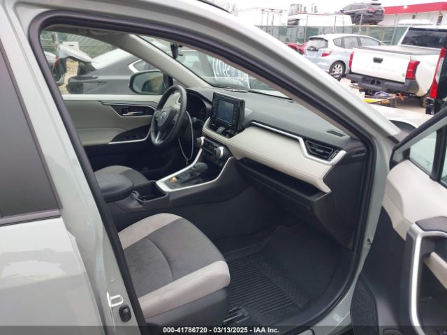 2T3P1RFV7NW294423 Toyota Rav4 Xle