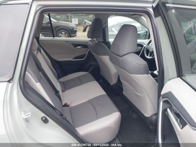 2T3P1RFV7NW294423 Toyota Rav4 Xle