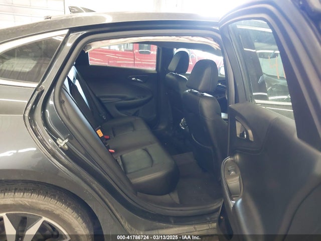 1G1ZD5ST6JF228673 Chevrolet MALIBU LT
