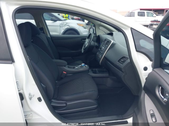 1N4AZ0CP5FC326036 Nissan LEAF S