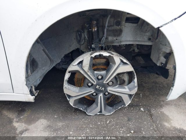 3KPF24AD8KE080266 KIA Forte Lxs