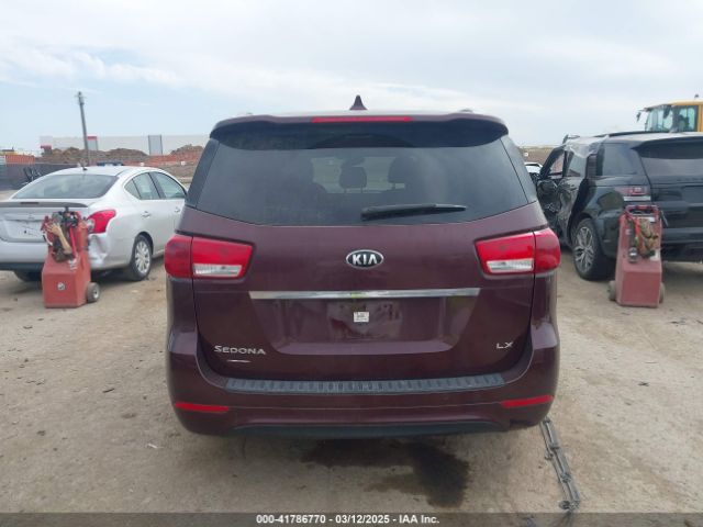 KNDMB5C12G6211589 KIA SEDONA LX
