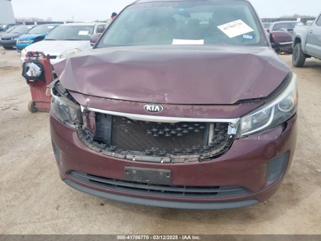 KNDMB5C12G6211589 KIA SEDONA LX