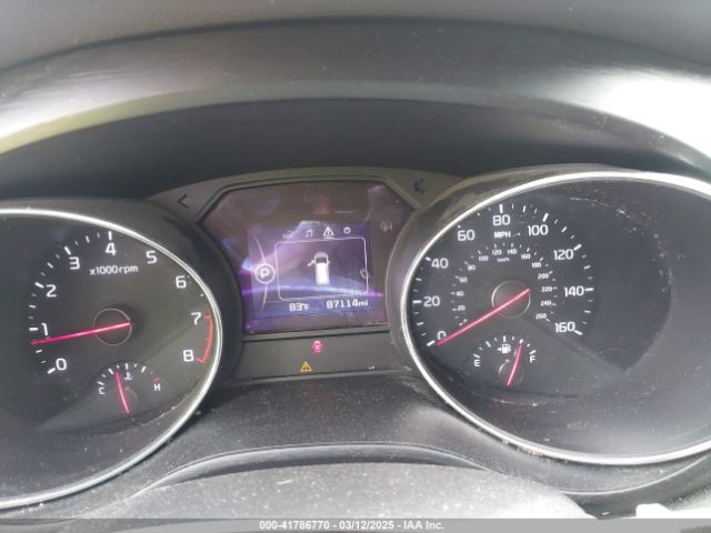 KNDMB5C12G6211589 KIA SEDONA LX