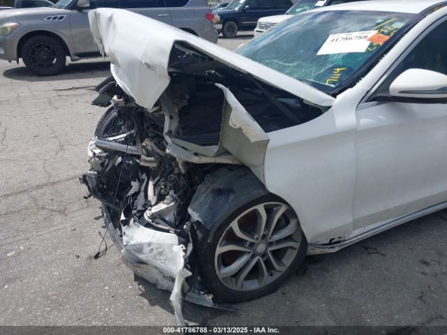 55SWF4JB6GU177114 Mercedes-Benz C 300 Luxury/sport