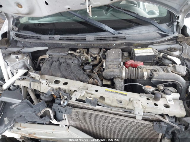 3N1CN7AP3EL850625 Nissan Versa 1.6 S