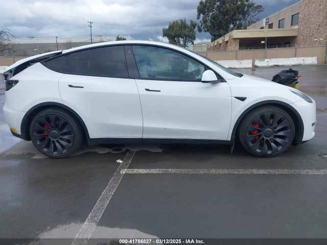 5YJYGDEFXMF230350 Tesla 2021