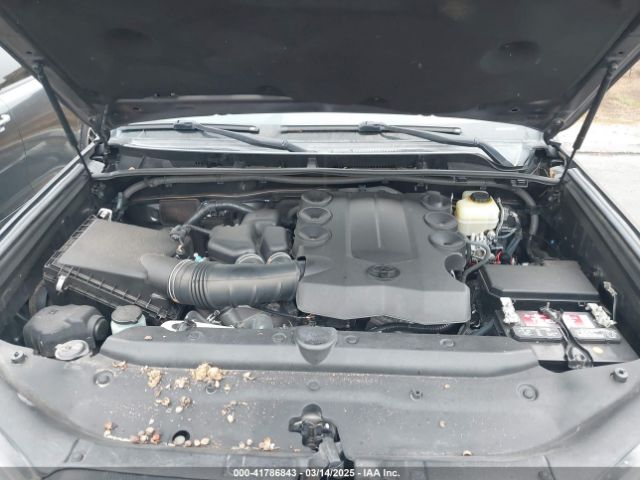 JTEBU5JR8G5333532 Toyota 4RUNNER SR5