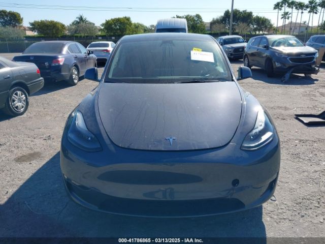 7SAYGDEF6NF540094 Tesla Model Y Performance Dual Motor All-wheel Drive