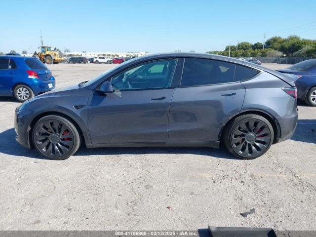 7SAYGDEF6NF540094 Tesla Model Y Performance Dual Motor All-wheel Drive