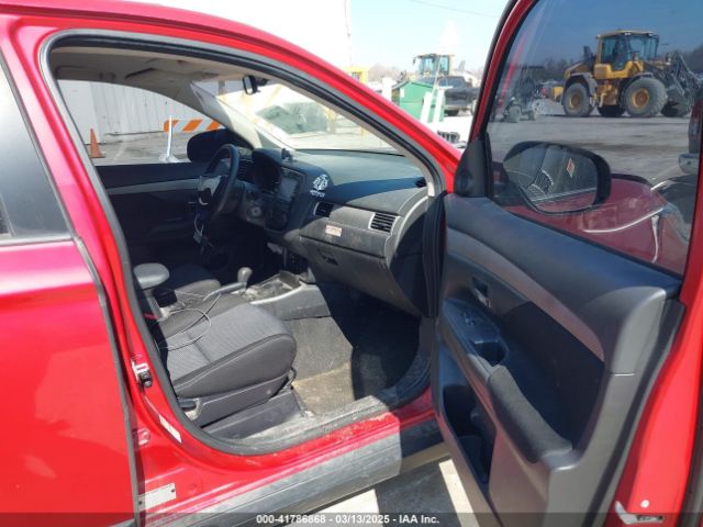 JA4AD2A39JZ055230 Mitsubishi Outlander Es