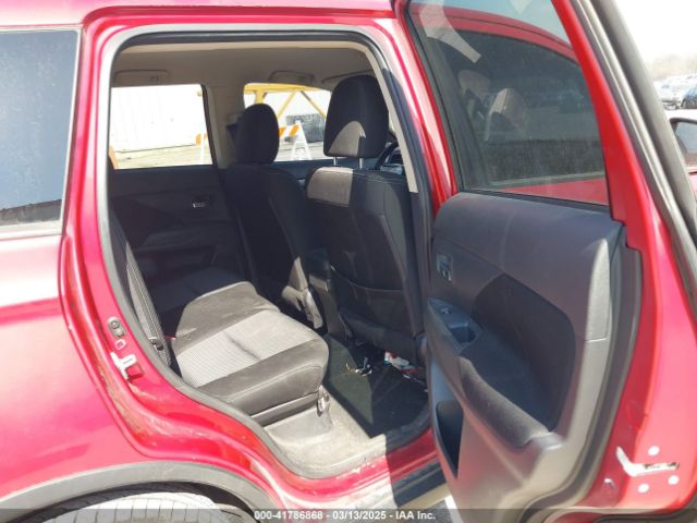 JA4AD2A39JZ055230 Mitsubishi Outlander Es