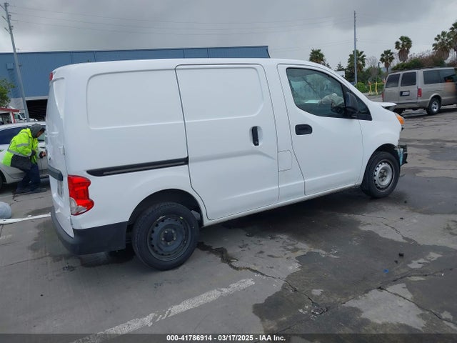 3N6CM0KN8GK693197 Nissan NV200 SV