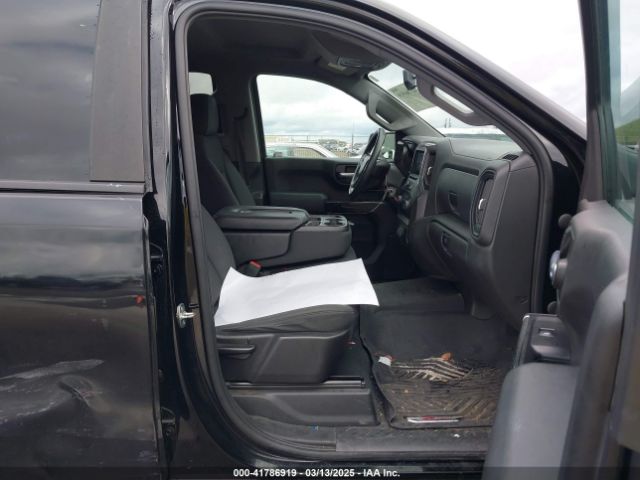 3GCPYCEF4MG147073 Chevrolet Silverado 1500 4wd  Short Bed Custom Trail Boss