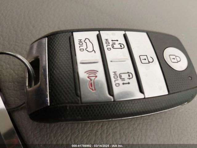 KNDME5C12G6144774 KIA Sedona Sx Luxury