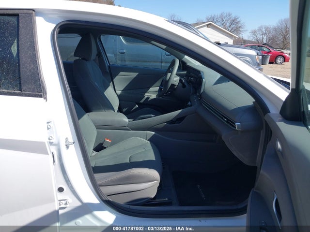 KMHLM4DG4RU688490 Hyundai ELANTRA SEL