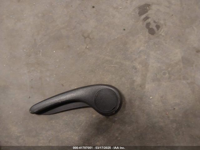 KNDJP3A51E7706436 KIA SOUL +