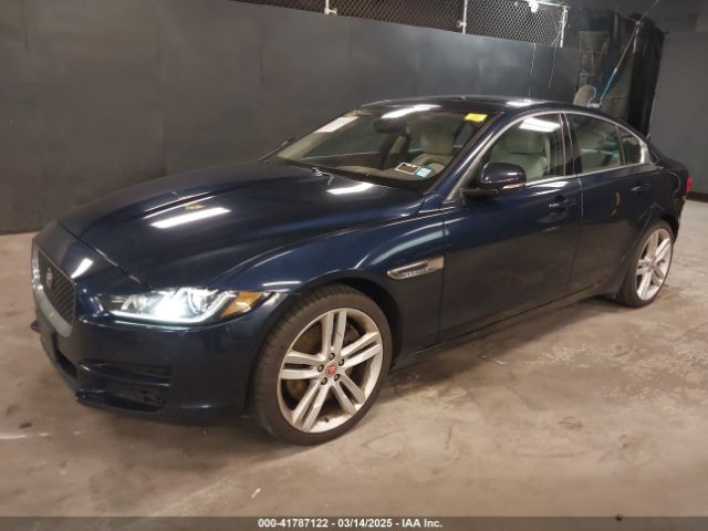 2017 JAGUAR XE SAJAK4BV0HCP14916 Photo 1