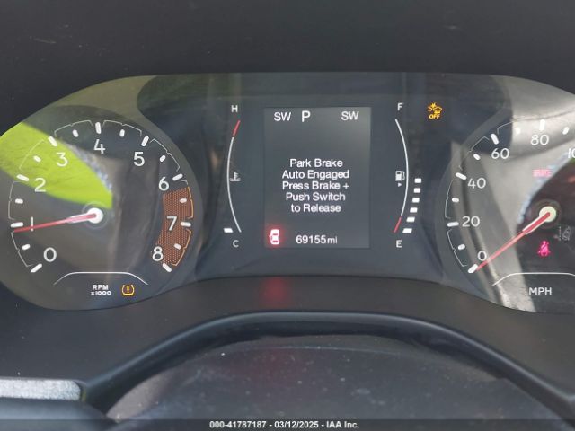 3C4NJCBB4NT140193 Jeep Compass Latitude Fwd