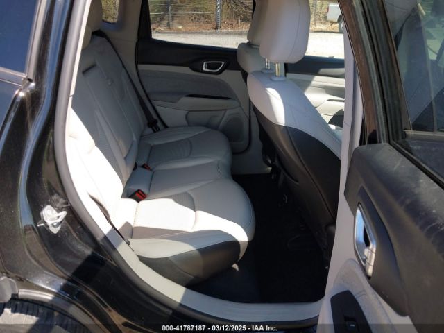 3C4NJCBB4NT140193 Jeep Compass Latitude Fwd