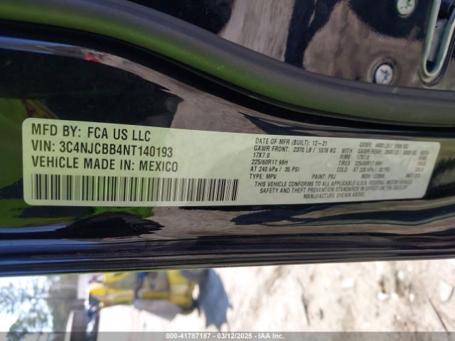 3C4NJCBB4NT140193 Jeep Compass Latitude Fwd