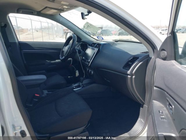 2020 MITSUBISHI OUTLANDER SPORT JA4AP3AU5LU011621 Photo 4