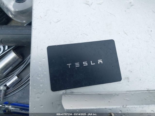 5YJ3E1EA1KF426824 Tesla Model 3 Long Range/mid Range/standard Range/standard Range Plus