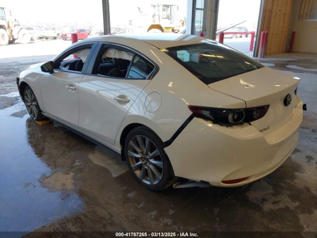 3MZBPABL2NM313697 Mazda Mazda3 Select