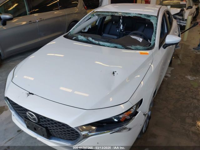 3MZBPABL2NM313697 Mazda Mazda3 Select