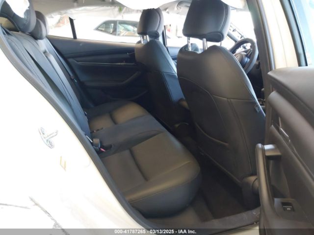 3MZBPABL2NM313697 Mazda Mazda3 Select