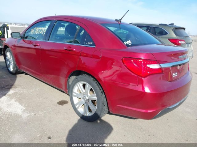 2013 CHRYSLER 200 1C3CCBBB5DN655332 Photo 2