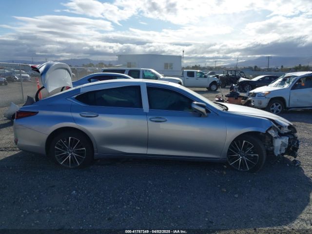 58ADA1C13SU061061 Lexus ES 300H