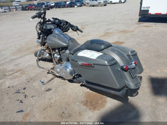2018 HARLEY-DAVIDSON FLHX 1HD1KBC19JB659746 Photo 2
