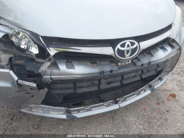 4T1BF1FK5FU956674 Toyota CAMRY SE